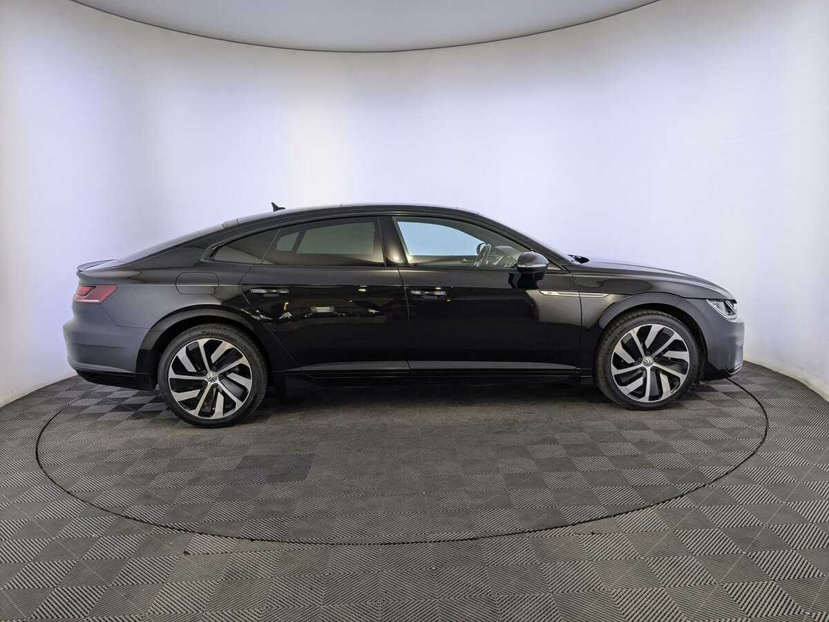 Volkswagen Arteon с пробегом — 2020 год. Фото: #3