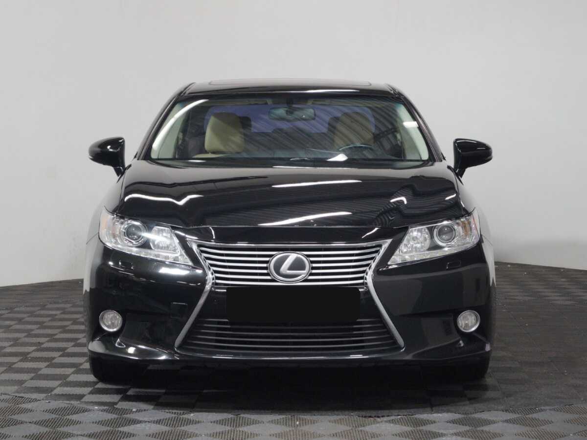 Lexus ES с пробегом — 2012 год. Фото: #1