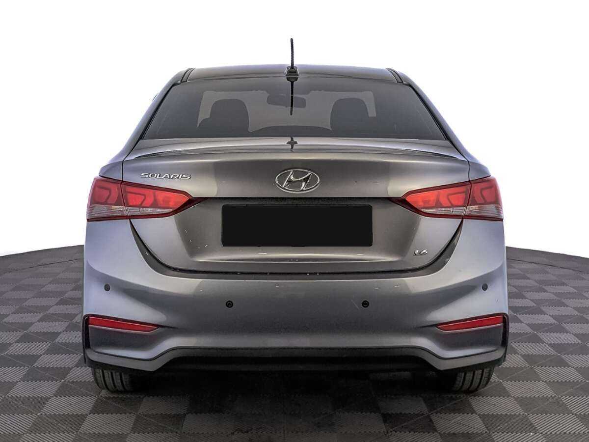 Hyundai Solaris с пробегом — 2018 год. Фото: #5