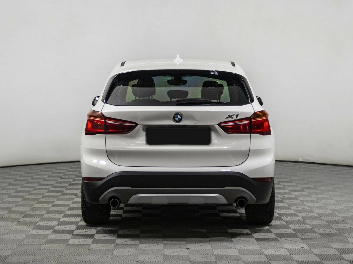 BMW X1 с пробегом — 2016 год. Фото: #4
