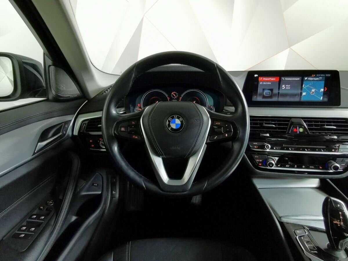 BMW 5 серии с пробегом — 2018 год. Фото: #14