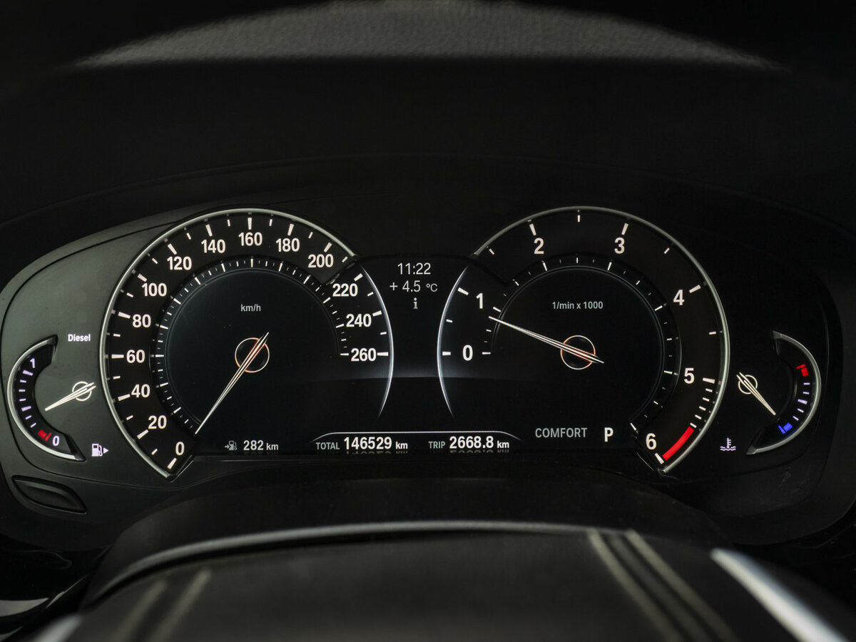BMW 5 серии с пробегом — 2017 год. Фото: #10