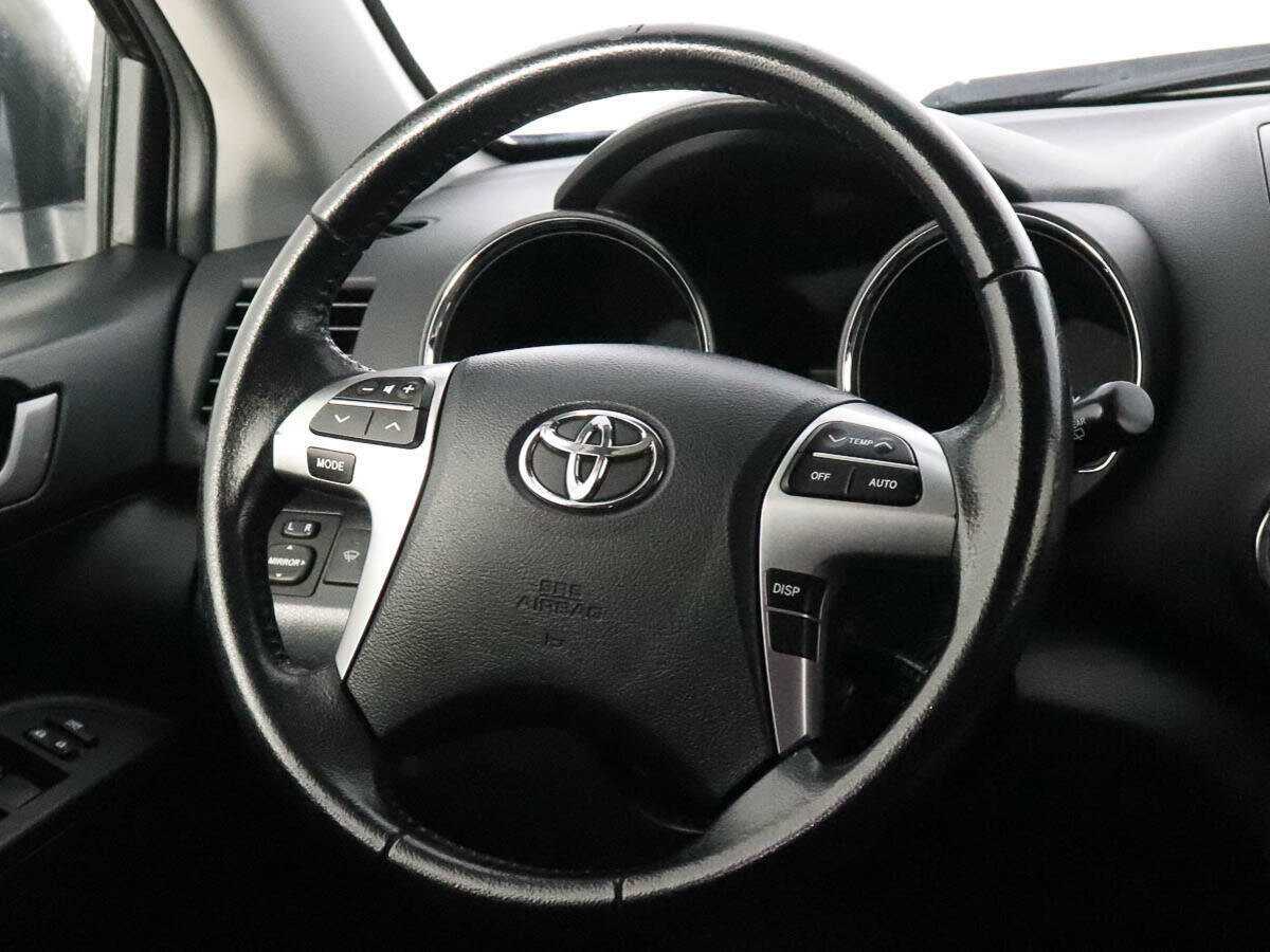 Toyota Highlander с пробегом — 2013 год. Фото: #14