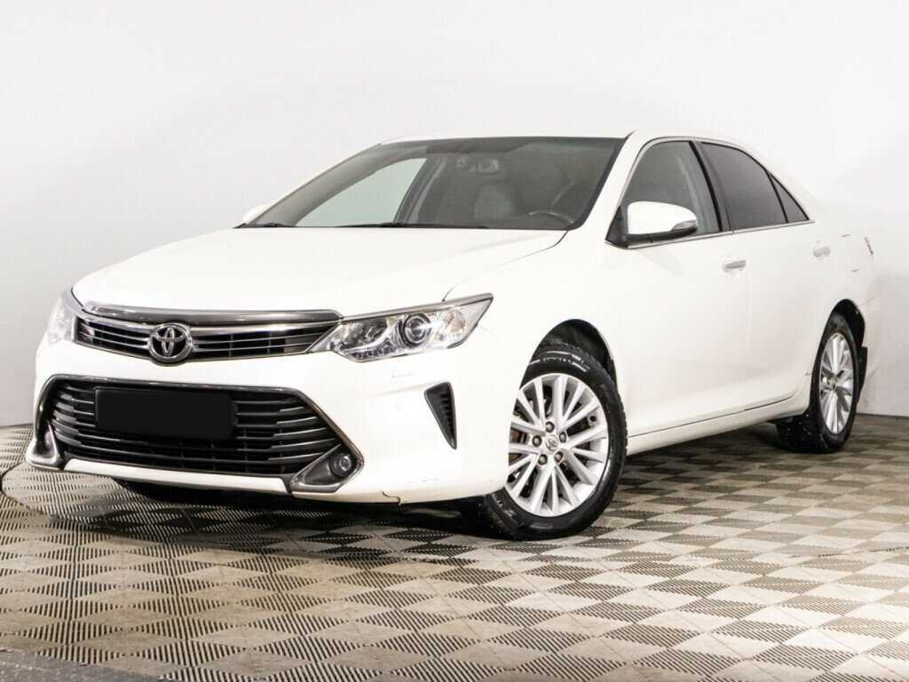 Toyota Camry с пробегом — 2015 год. Посмотреть фото