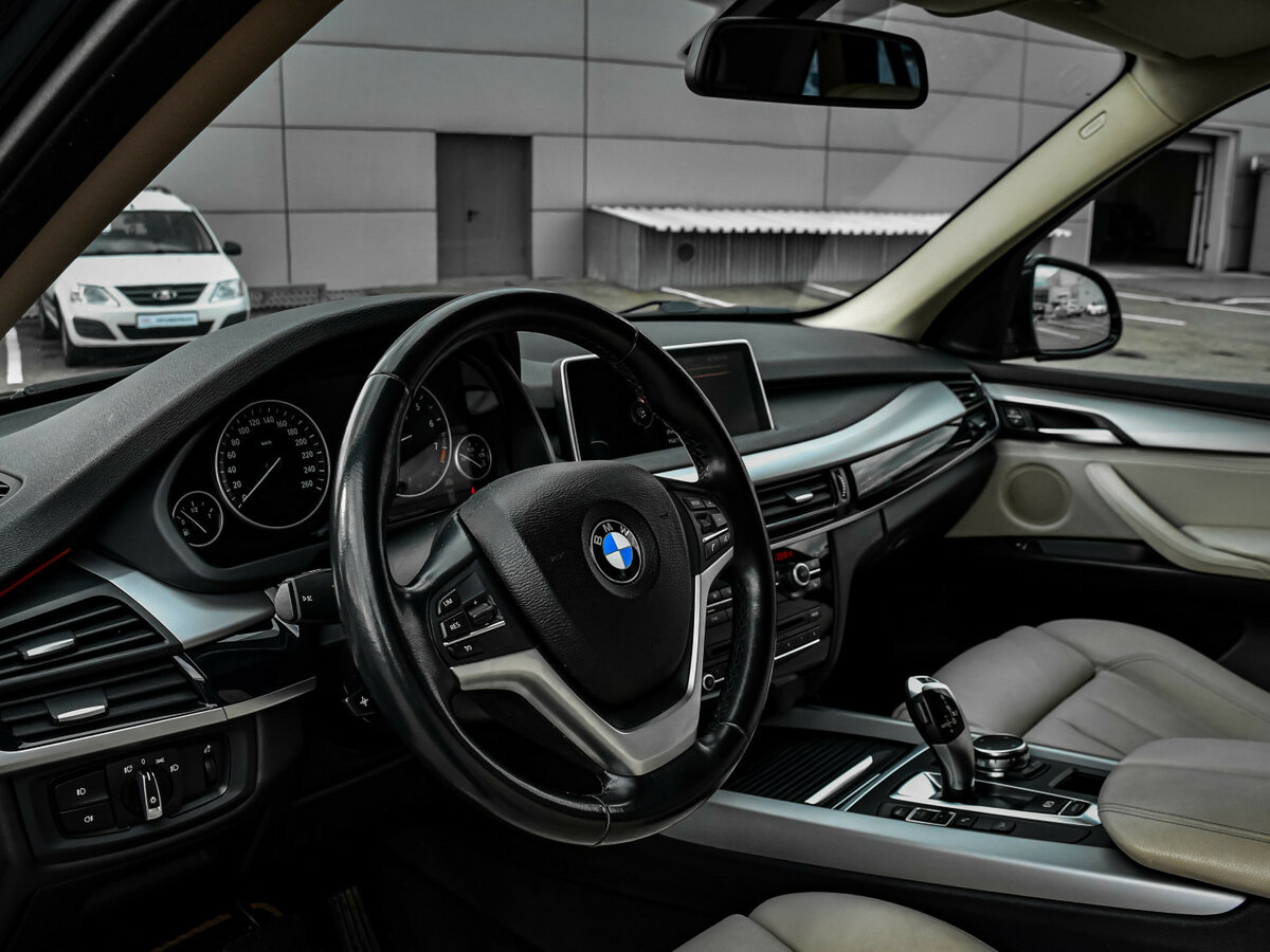 BMW X5 с пробегом — 2014 год. Фото: #11