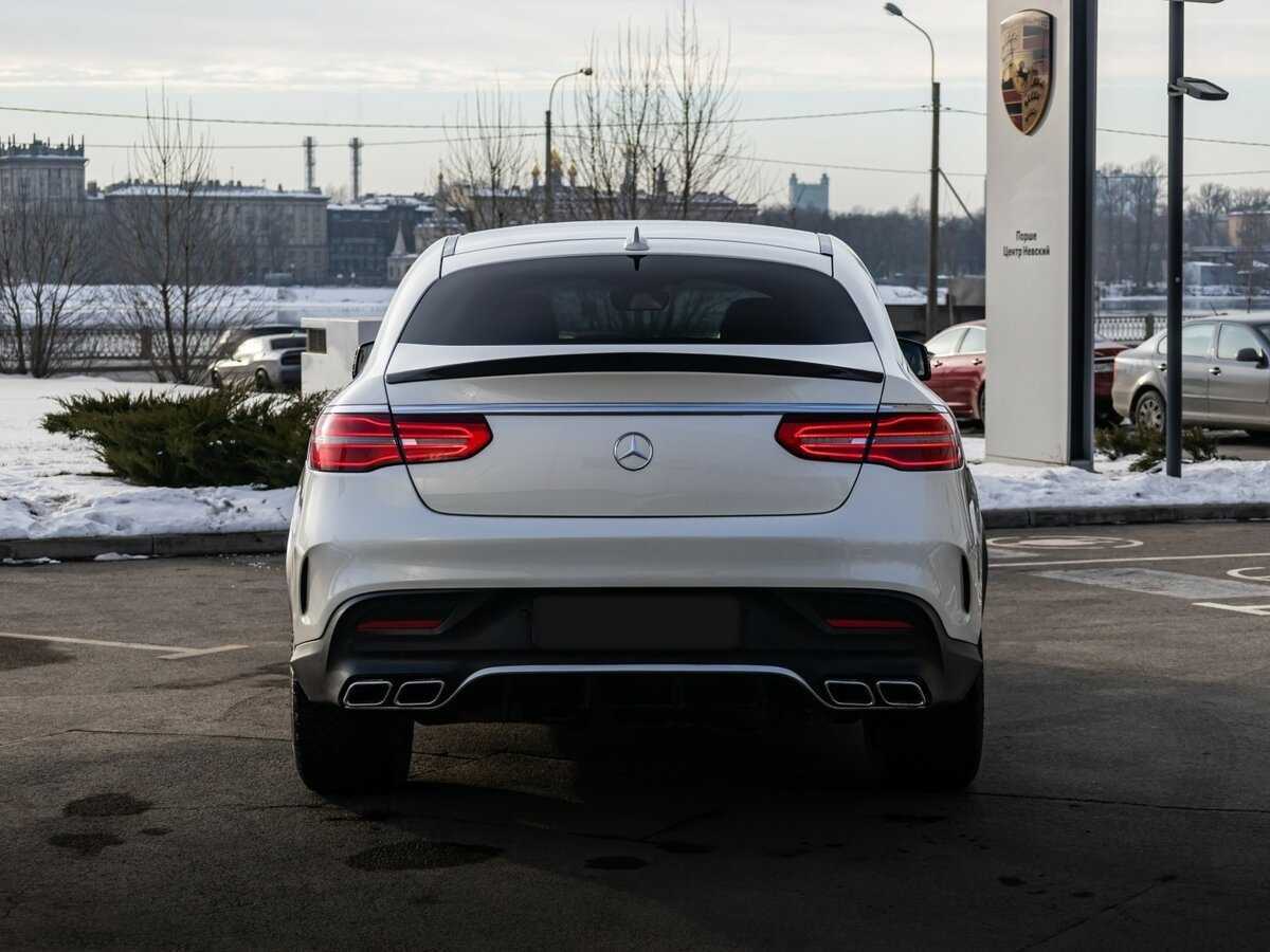 Mercedes-Benz GLE Coupe с пробегом — 2015 год. Фото: #8