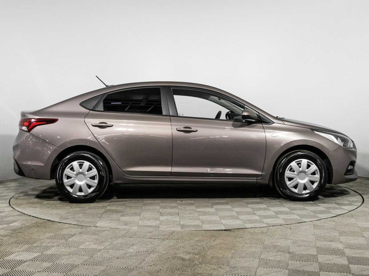 Hyundai Solaris с пробегом — 2019 год. Фото: #3