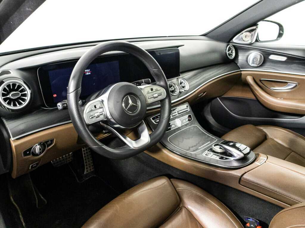 Mercedes-Benz E-Класс с пробегом — 2019 год. Фото: #10