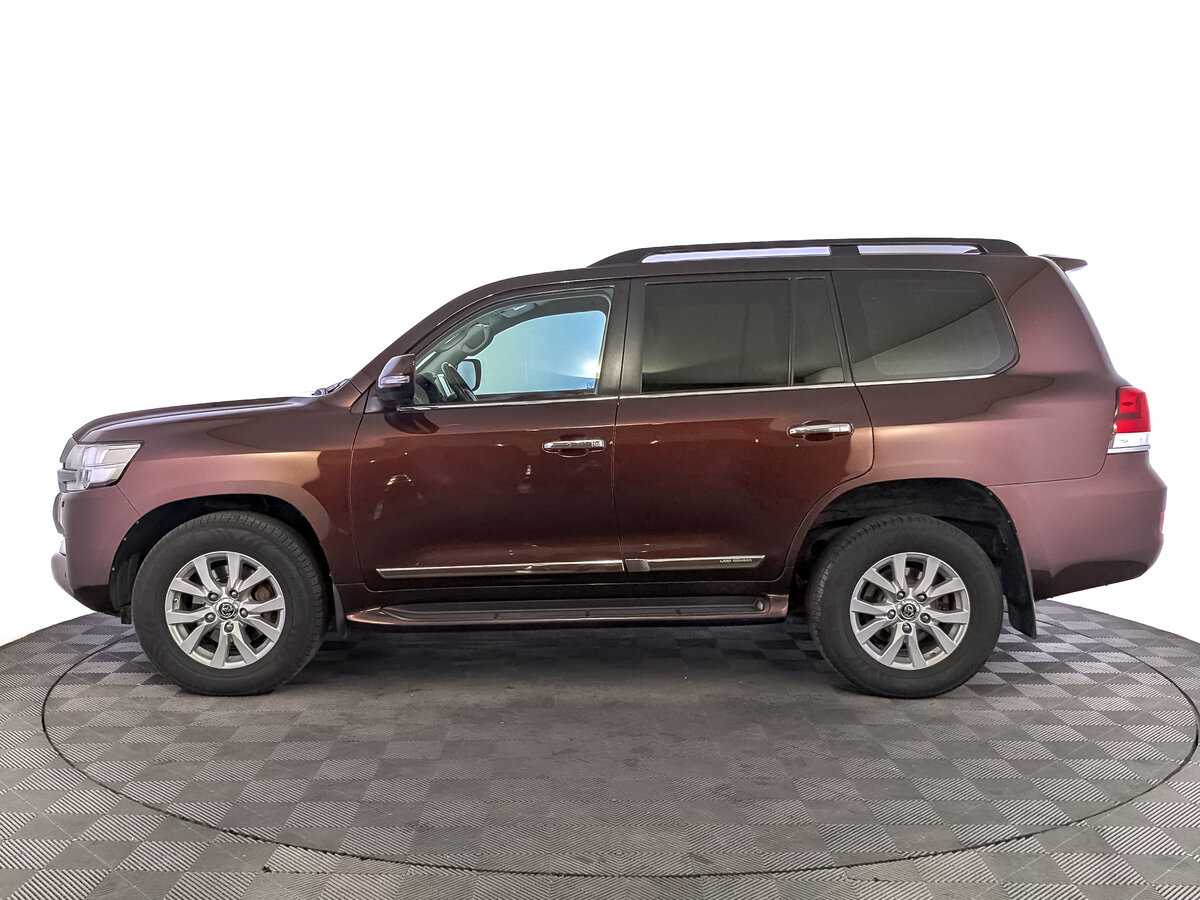 Toyota Land Cruiser с пробегом — 2017 год. Фото: #7