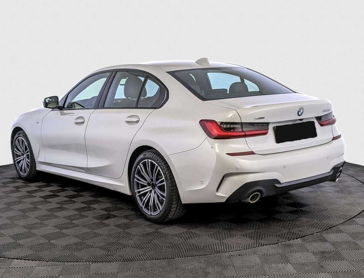 BMW 3 серии с пробегом — 2020 год. Фото: #6