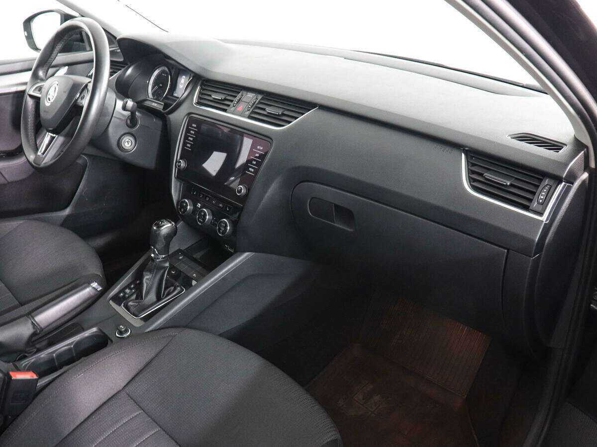 Skoda Octavia с пробегом — 2018 год. Фото: #8