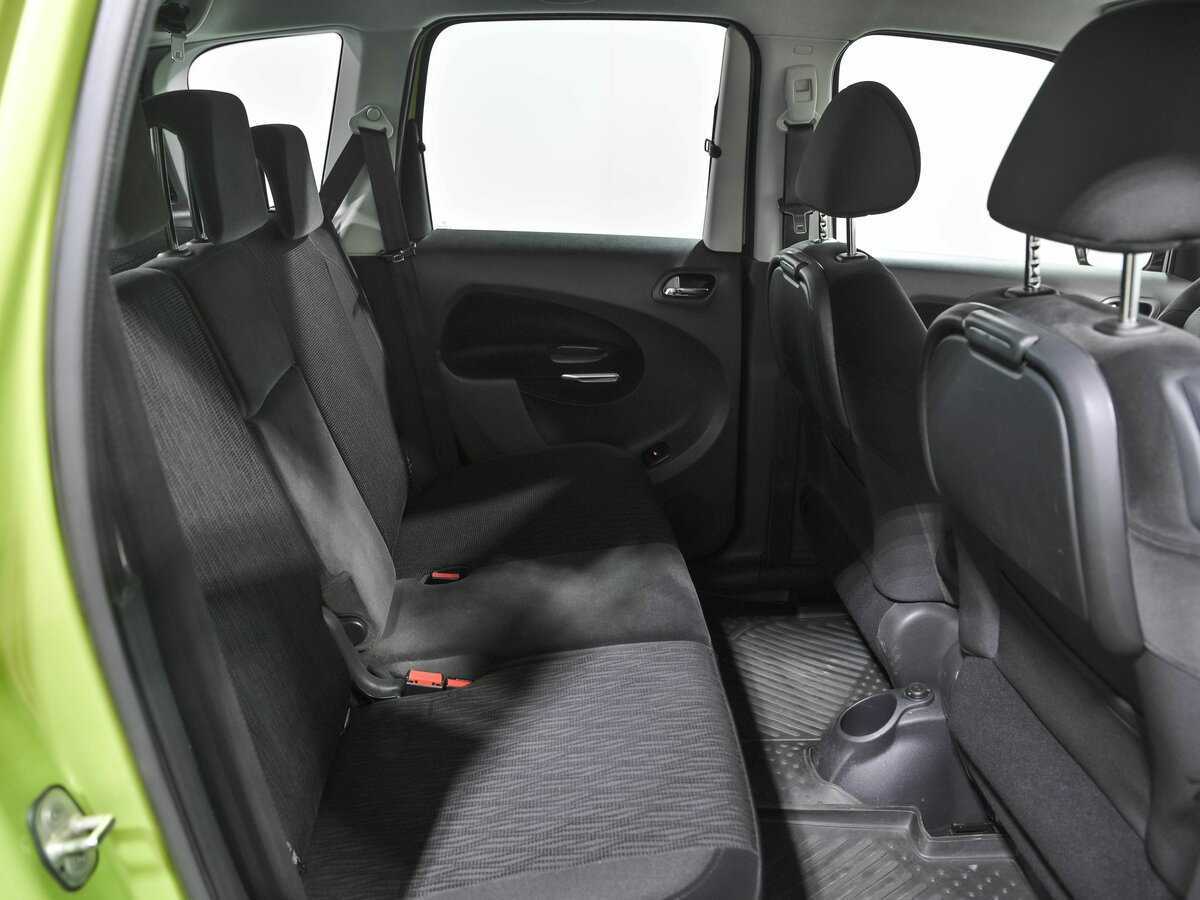 Citroen C3 Picasso с пробегом — 2012 год. Фото: #15