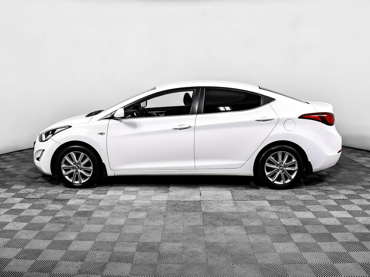 Hyundai Elantra с пробегом — 2014 год. Фото: #7