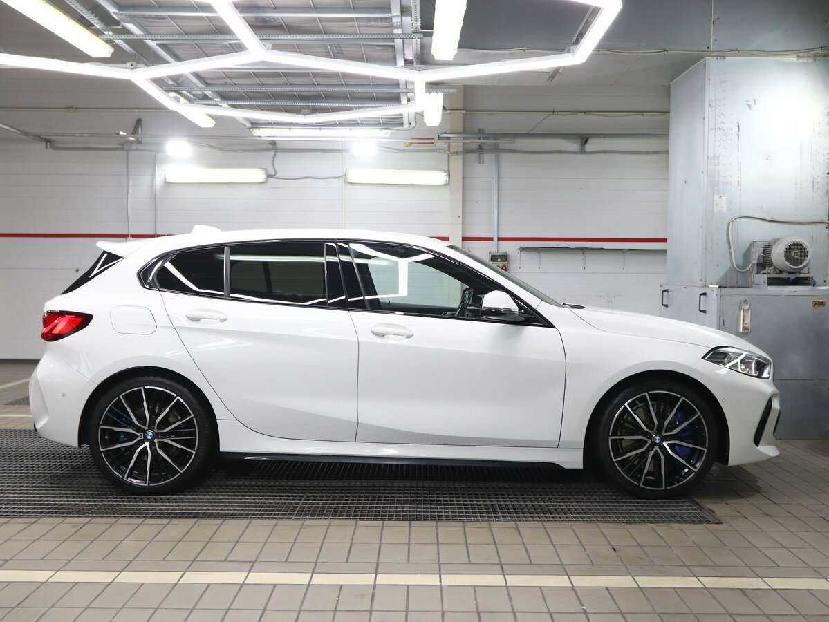 BMW 1 серии с пробегом — 2019 год. Фото: #15