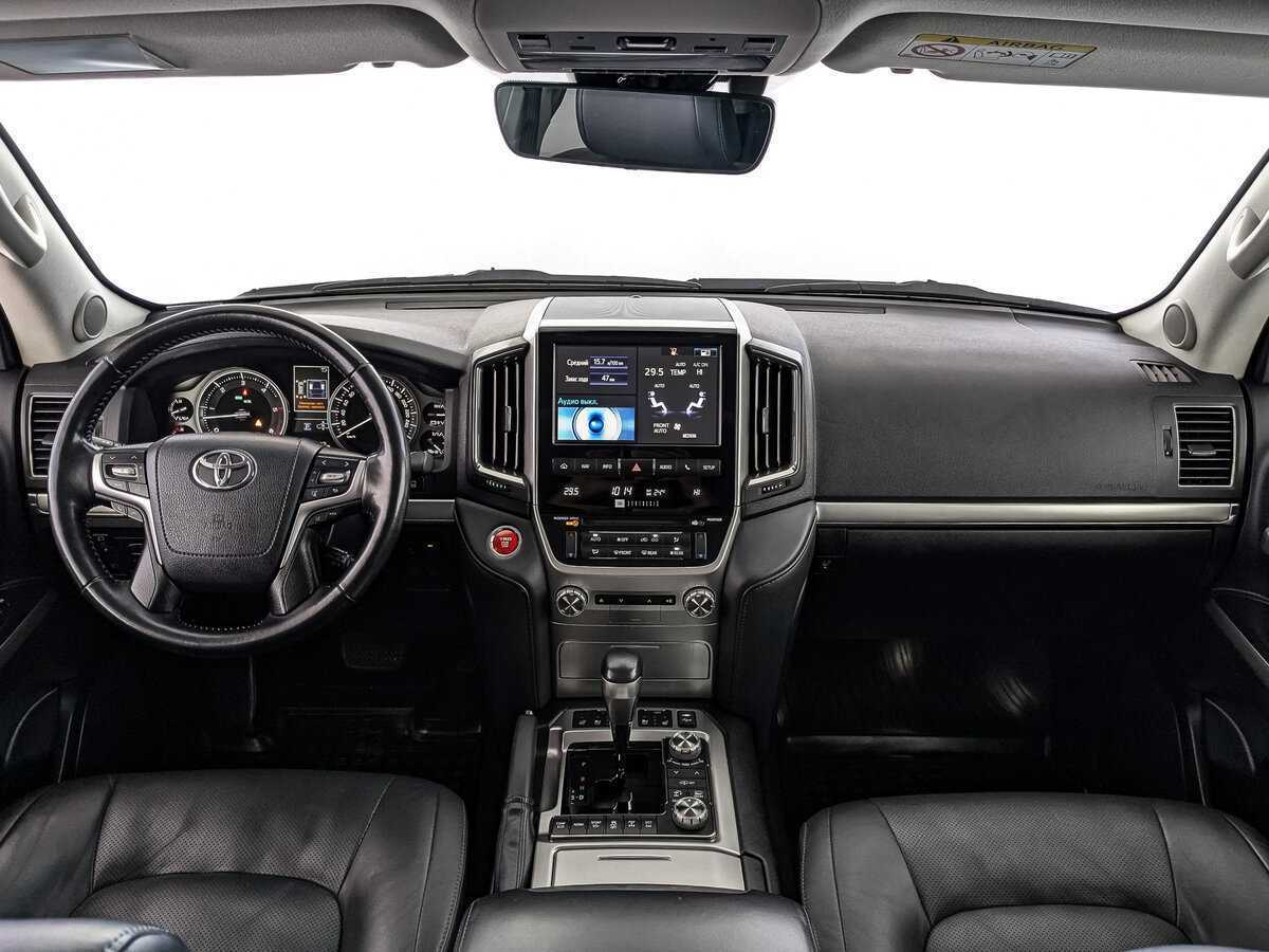 Toyota Land Cruiser с пробегом — 2019 год. Фото: #13