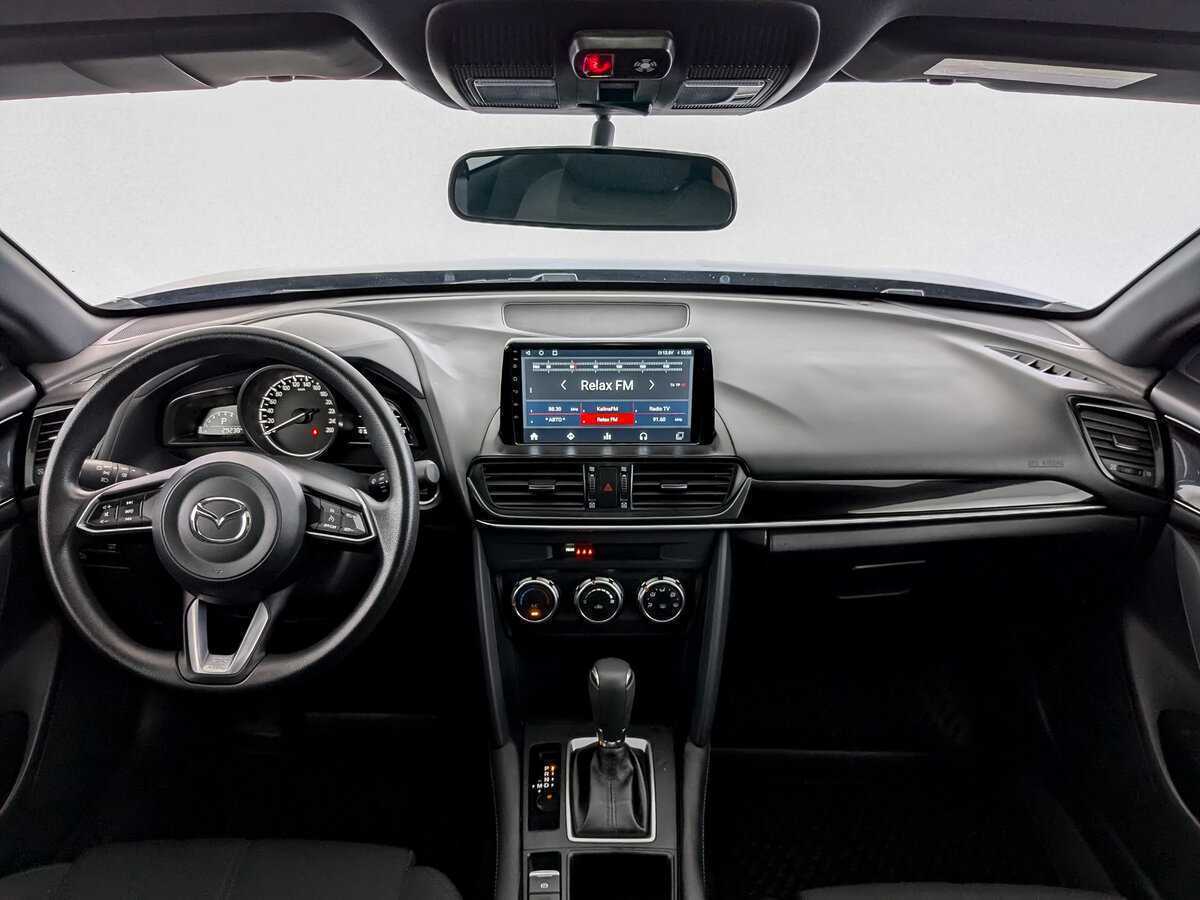 Mazda CX-4 с пробегом — 2023 год. Фото: #11