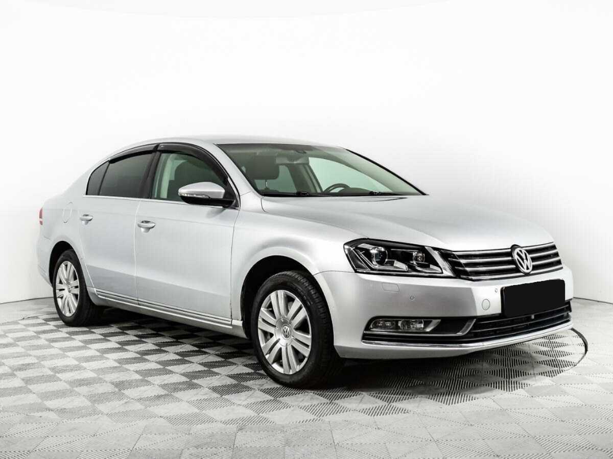 Volkswagen Passat с пробегом — 2011 год. Фото: #2