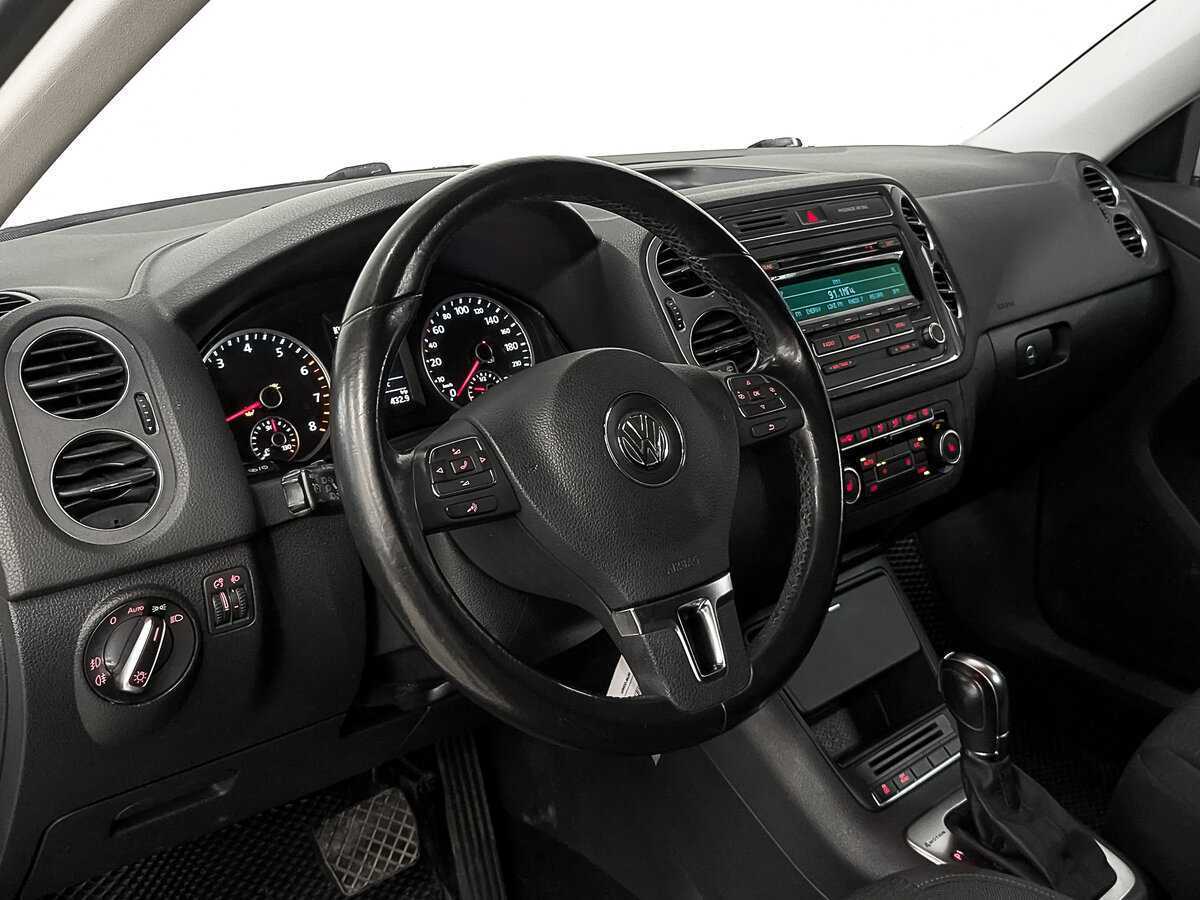 Volkswagen Tiguan с пробегом — 2013 год. Фото: #12