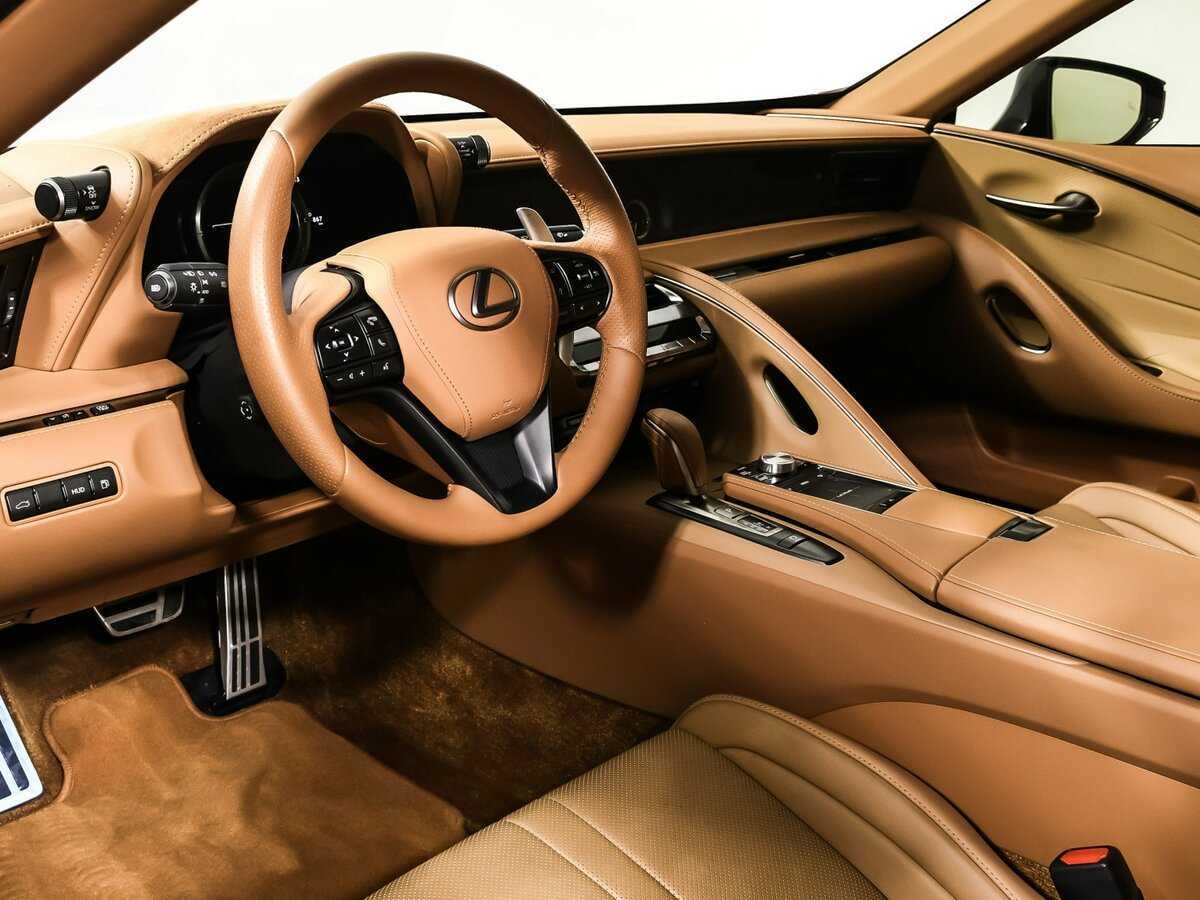 Lexus LC с пробегом — 2022 год. Фото: #11