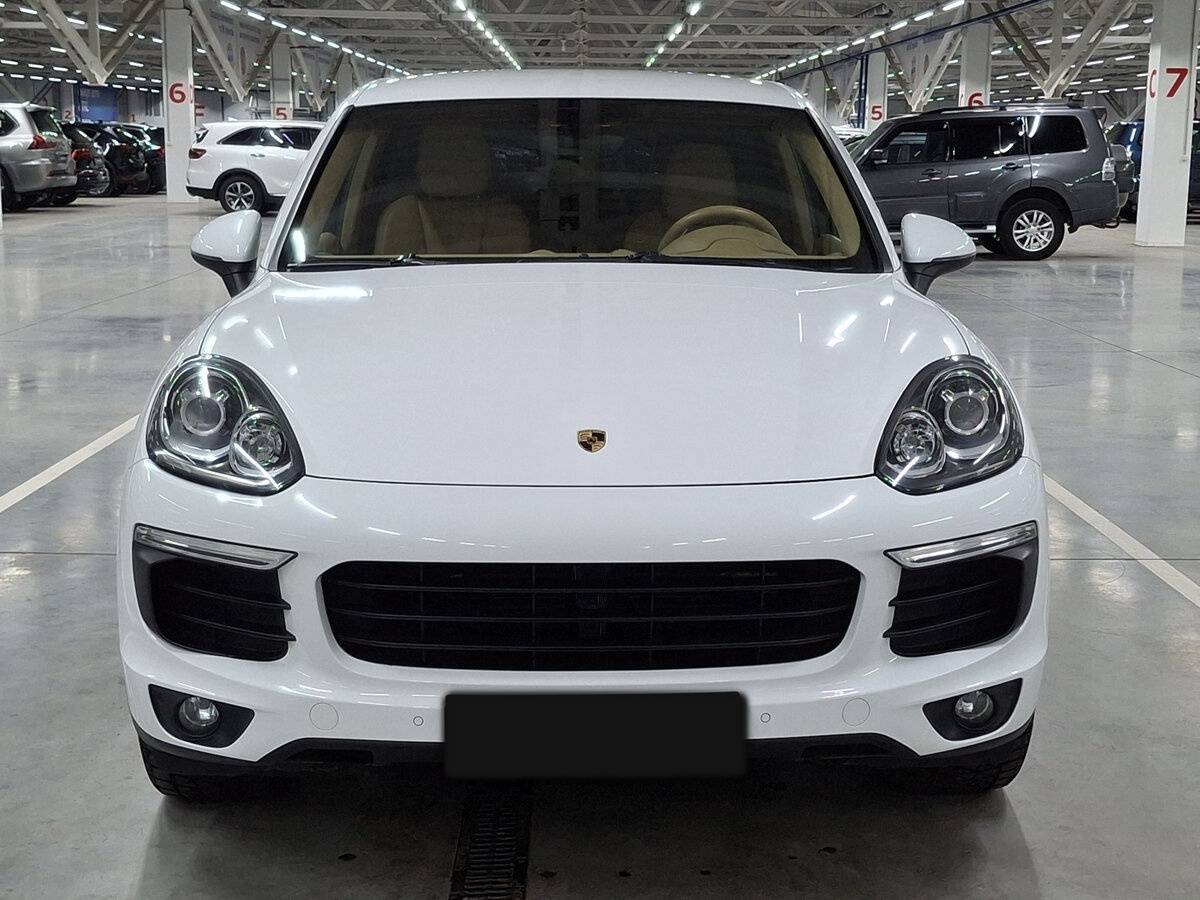 Porsche Cayenne с пробегом — 2015 год. Фото: #1