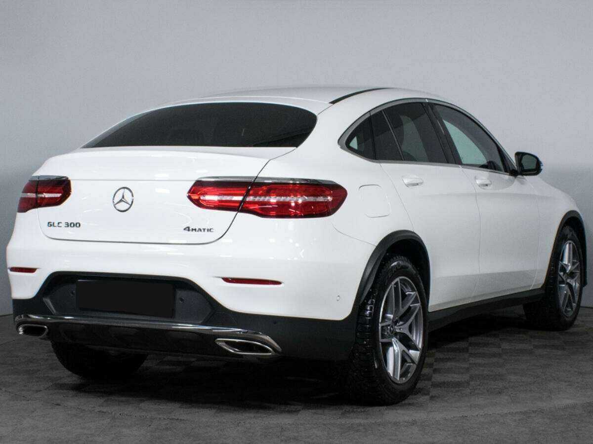 Mercedes-Benz GLC Coupe с пробегом — 2017 год. Фото: #3