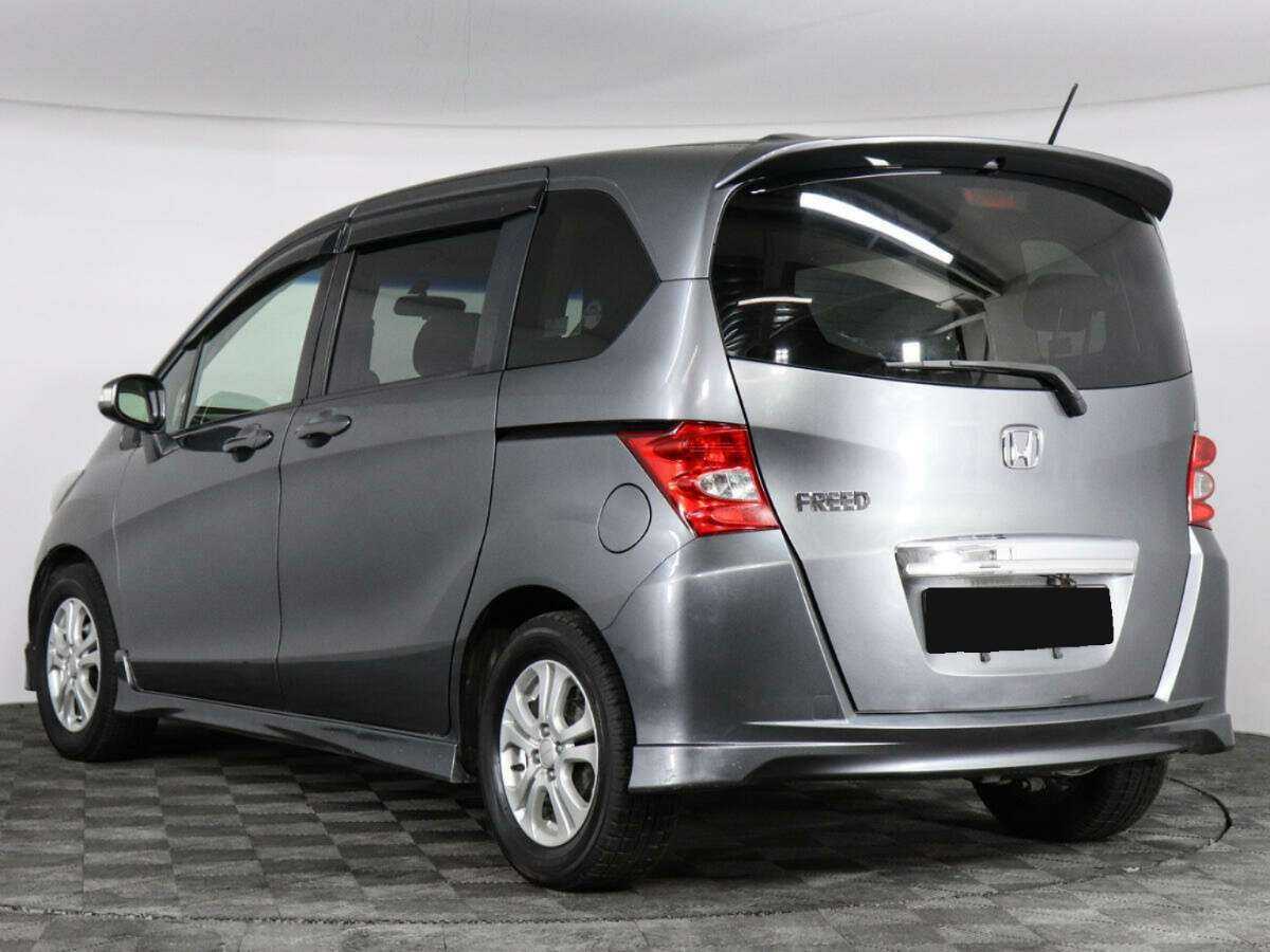 Honda Freed с пробегом — 2010 год. Фото: #5