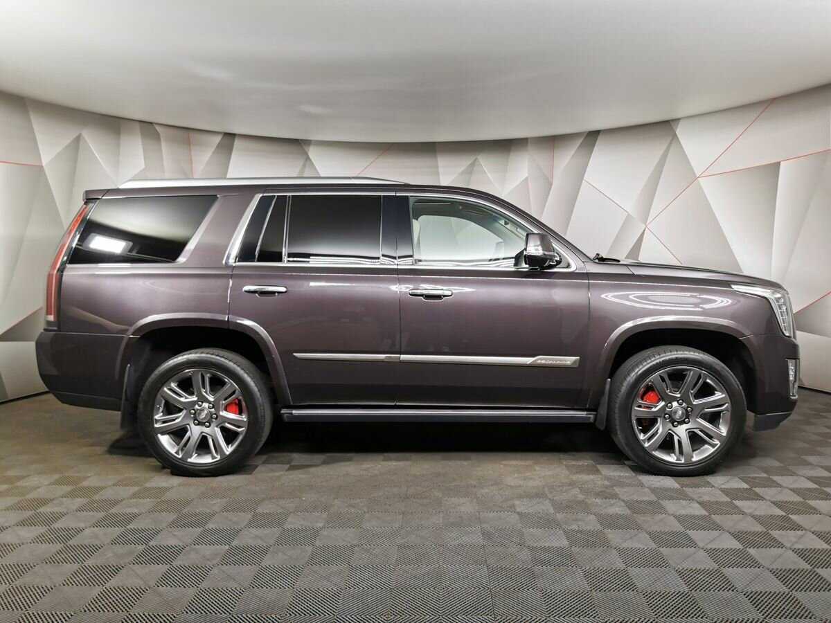 Cadillac Escalade с пробегом — 2015 год. Фото: #5