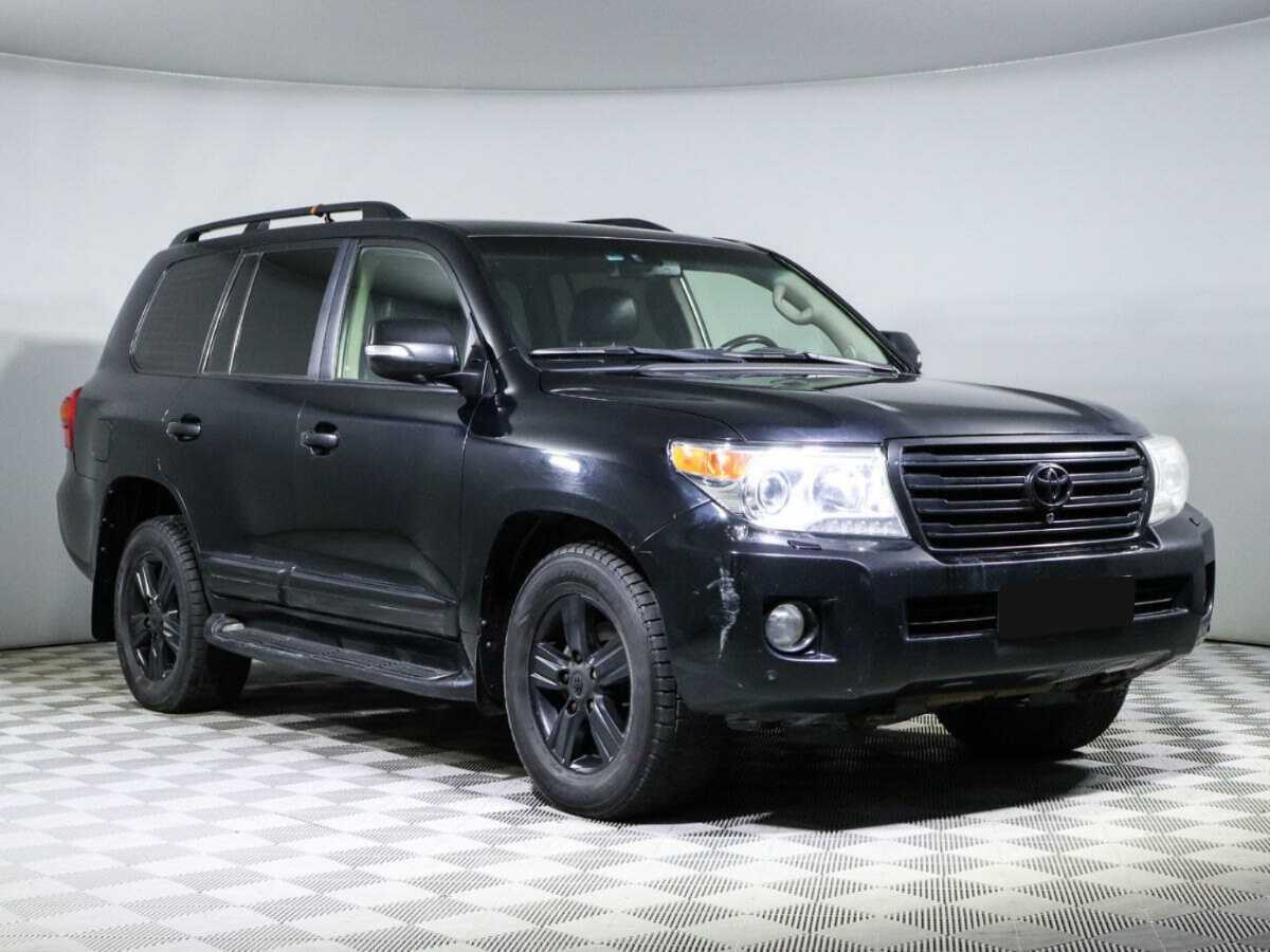 Toyota Land Cruiser с пробегом — 2012 год. Фото: #2