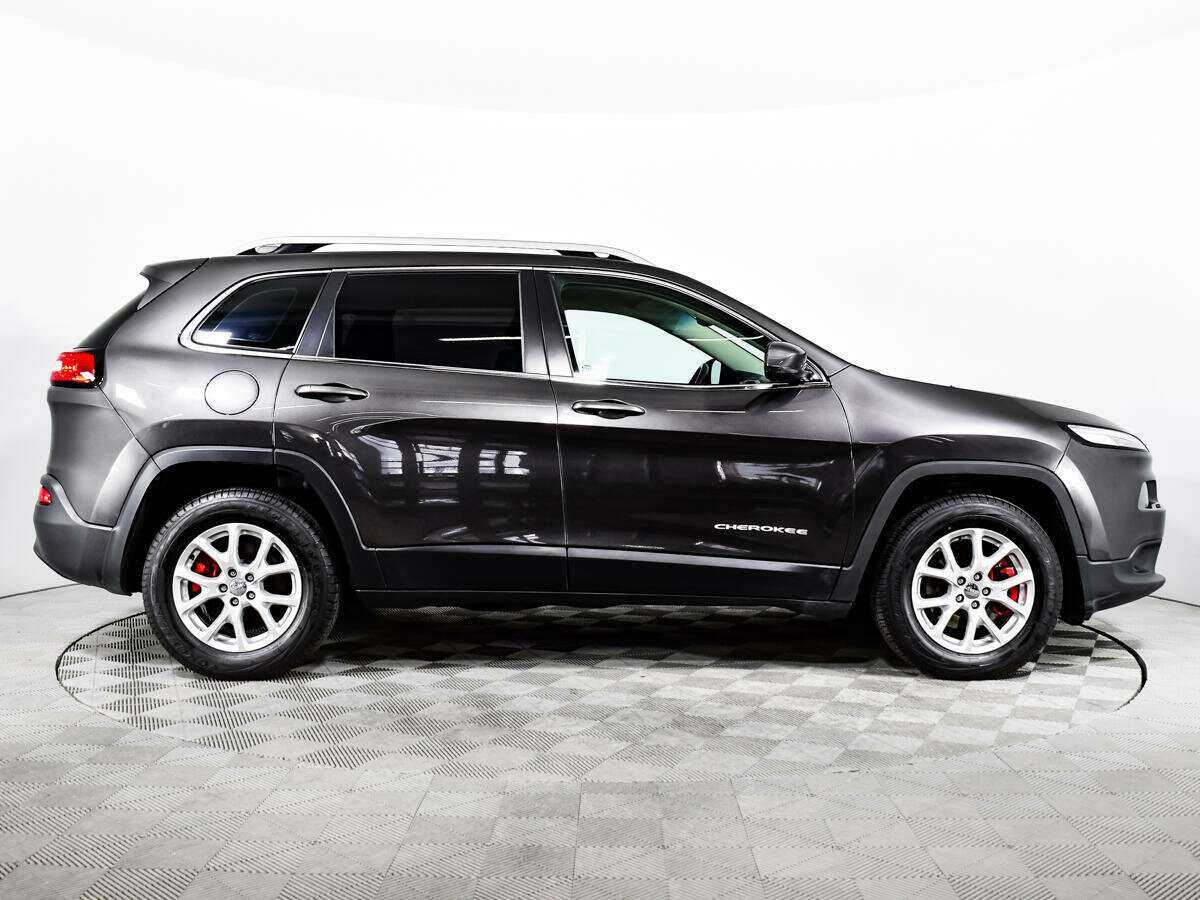 Jeep Cherokee с пробегом — 2014 год. Фото: #3