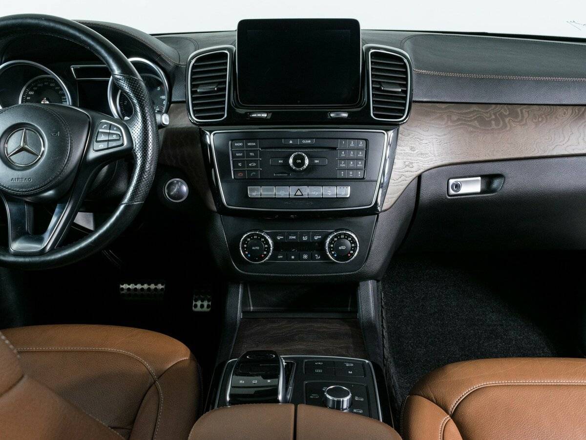 Mercedes-Benz GLS с пробегом — 2016 год. Фото: #12