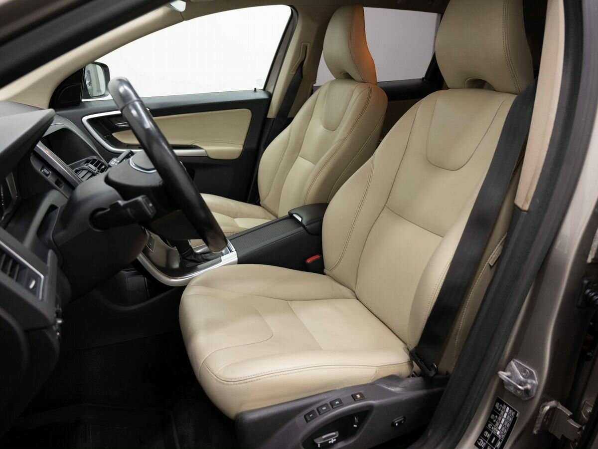 Volvo XC60 с пробегом — 2014 год. Фото: #7