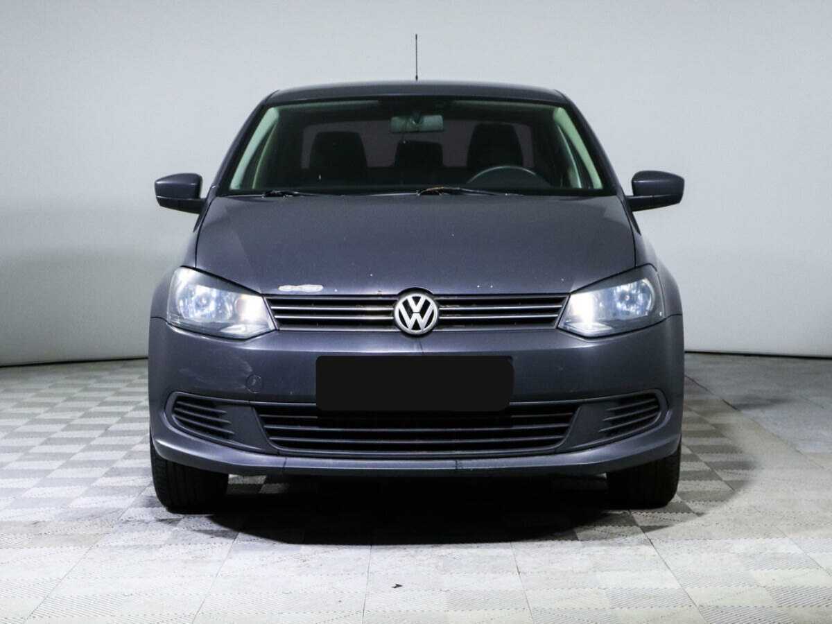 Volkswagen Polo с пробегом — 2011 год. Фото: #1