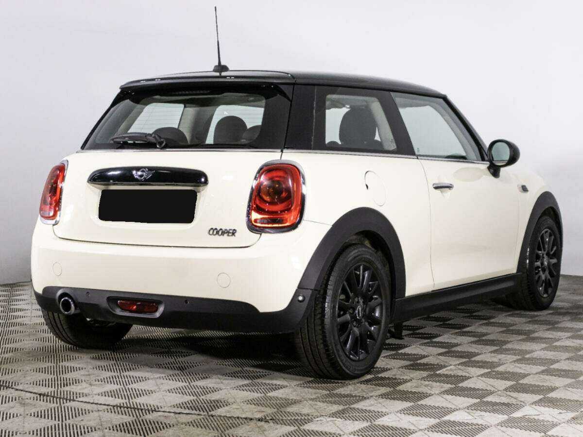 Mini Hatch с пробегом — 2016 год. Фото: #4