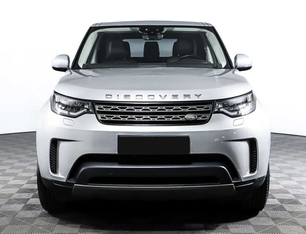 Land Rover Discovery с пробегом — 2018 год. Фото: #1