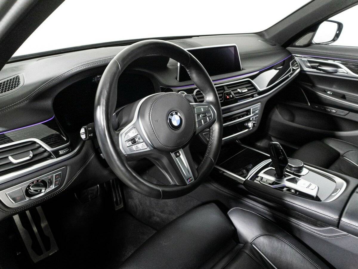 BMW 7 серии с пробегом — 2020 год. Фото: #10