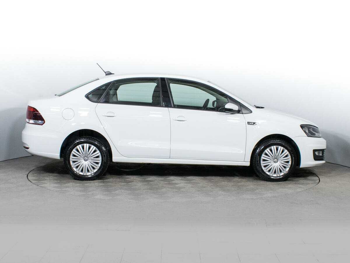 Volkswagen Polo с пробегом — 2020 год. Фото: #3