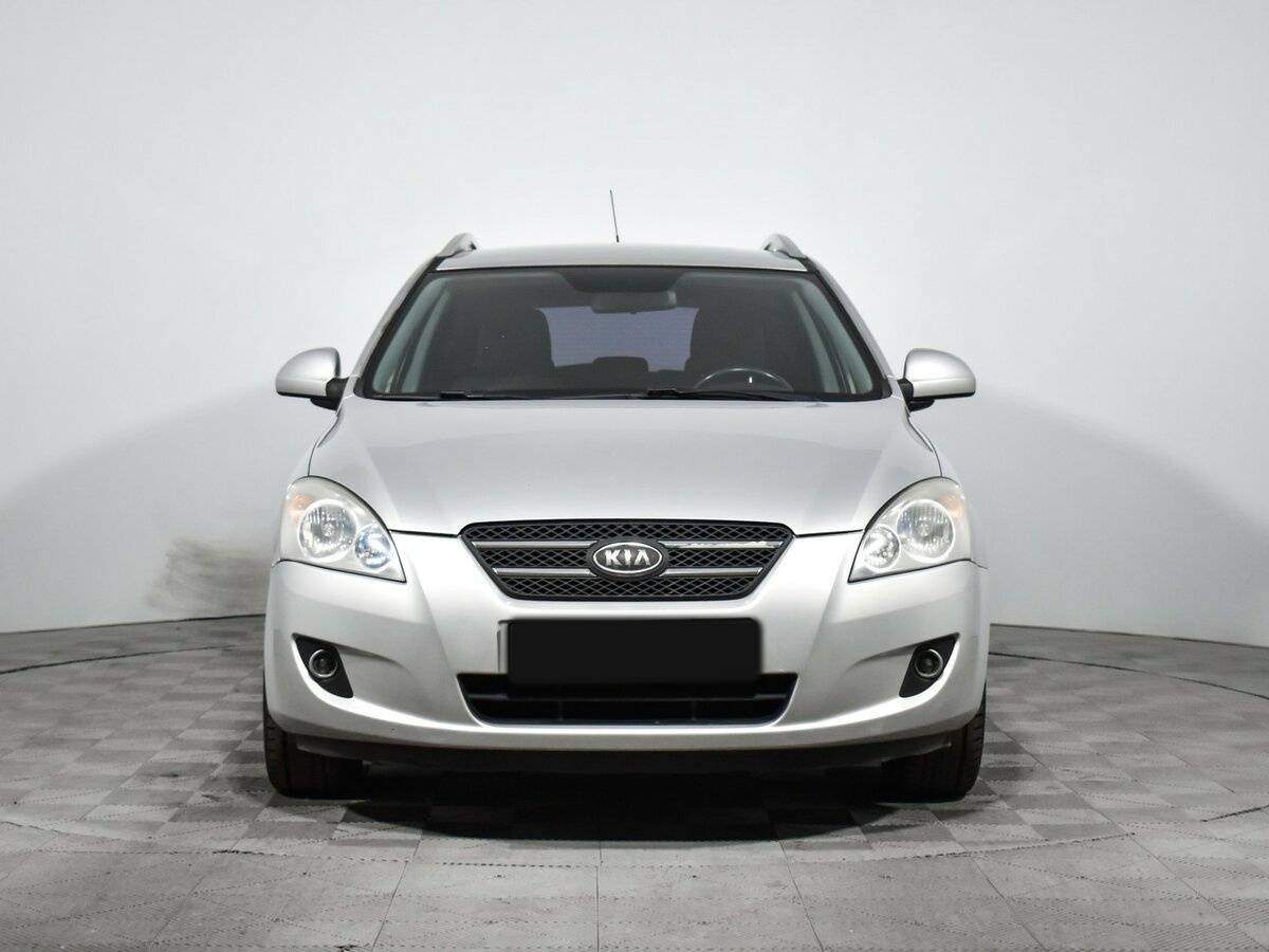Kia Ceed с пробегом — 2009 год. Фото: #1