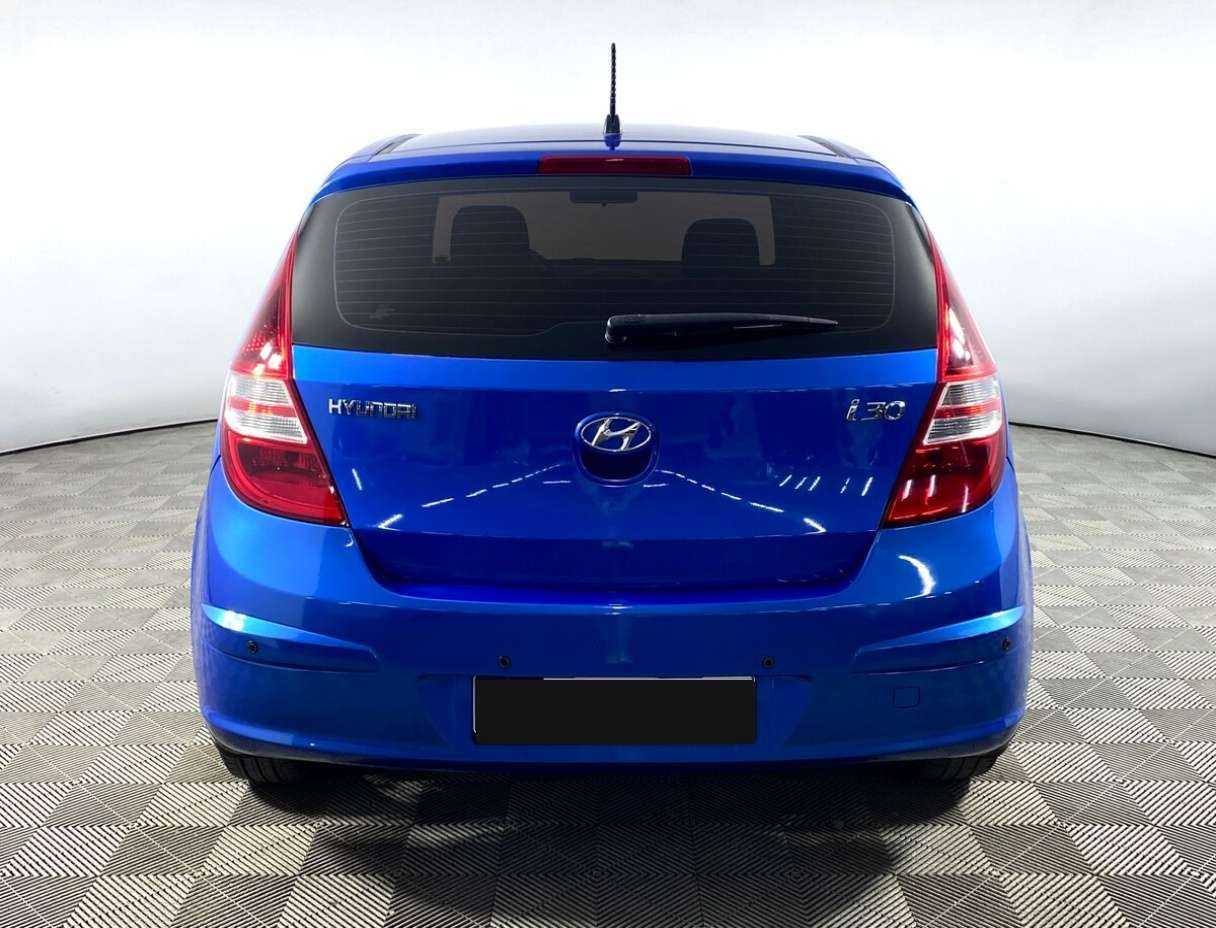 Hyundai i30 с пробегом — 2010 год. Фото: #3