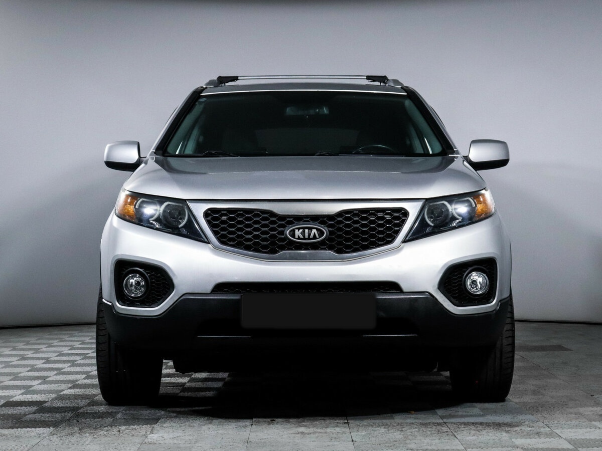 Kia Sorento с пробегом — 2011 год. Фото: #2