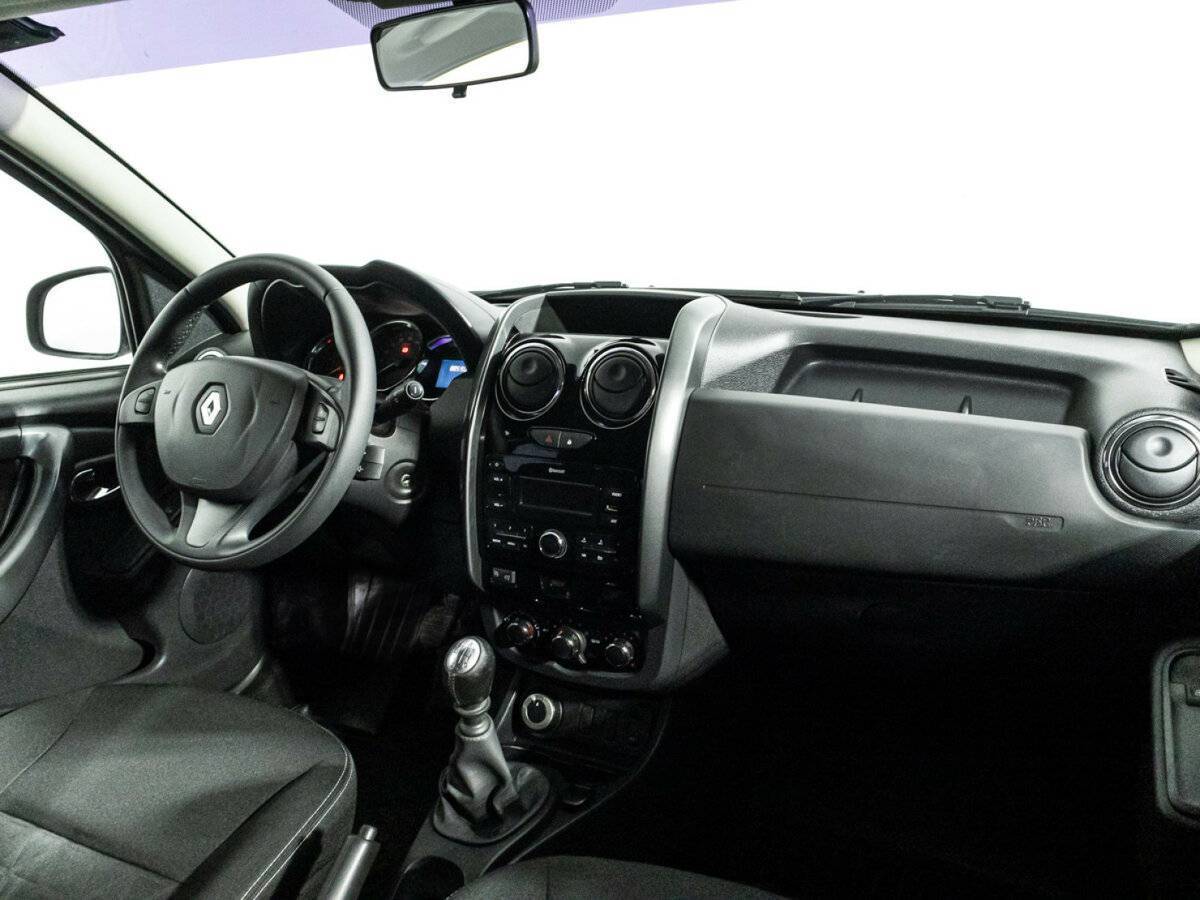 Renault Duster с пробегом — 2018 год. Фото: #8