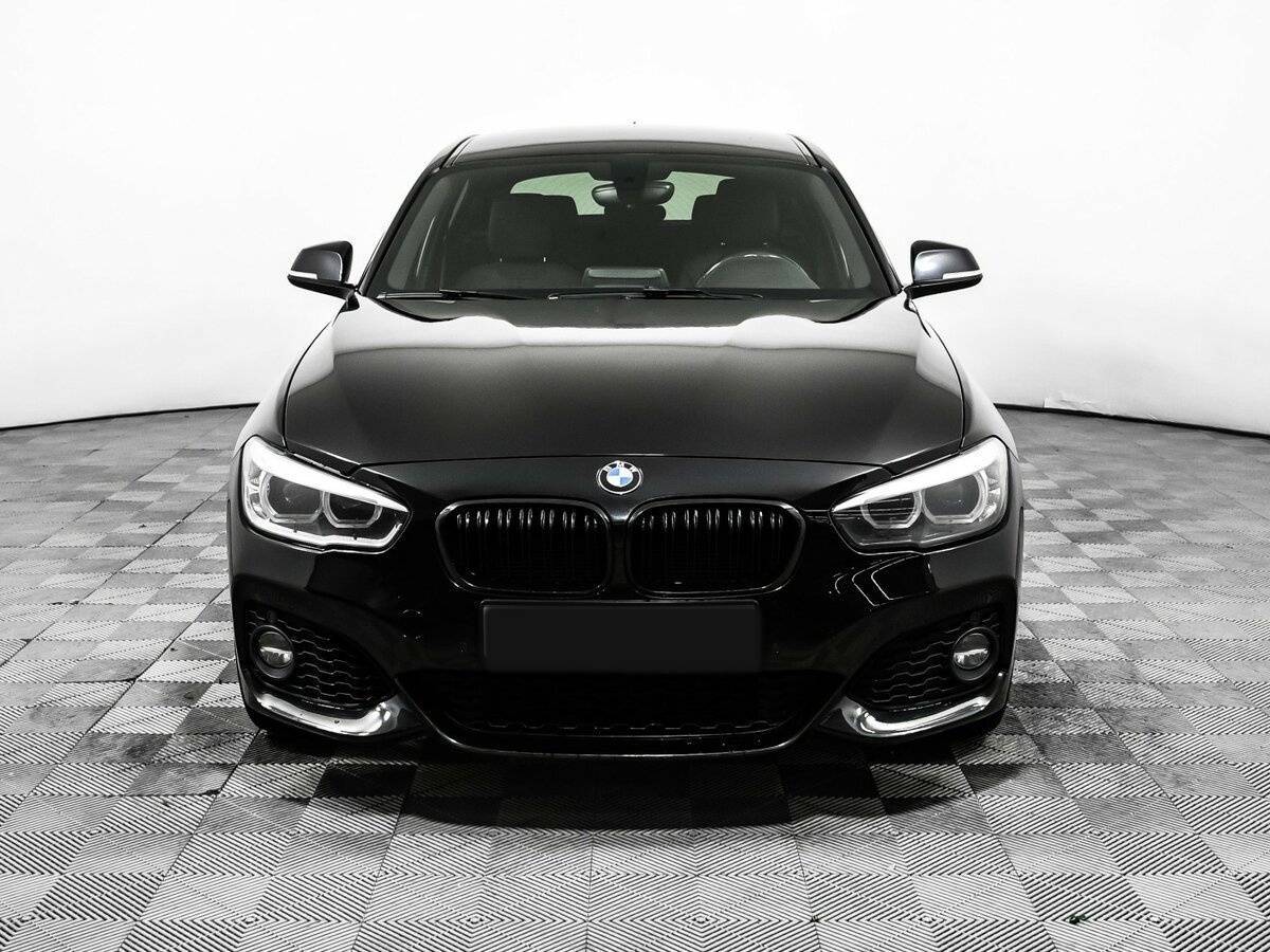 BMW 1 серии с пробегом — 2018 год. Фото: #1
