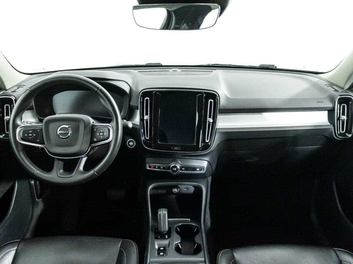Volvo XC40 с пробегом — 2020 год. Фото: #12