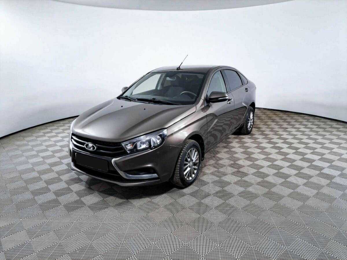 Lada (ВАЗ) Vesta с пробегом — 2018 год. Фото: #18