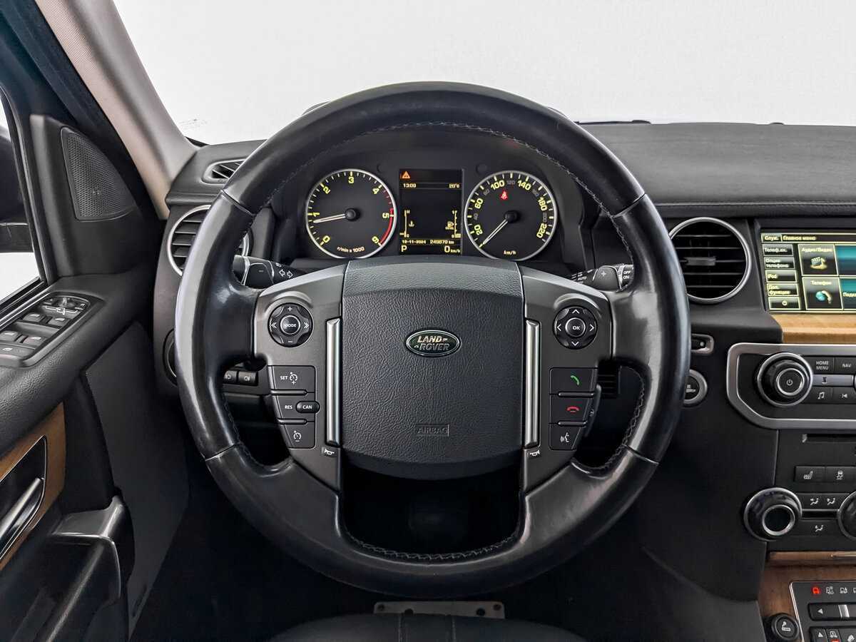 Land Rover Discovery с пробегом — 2014 год. Фото: #21