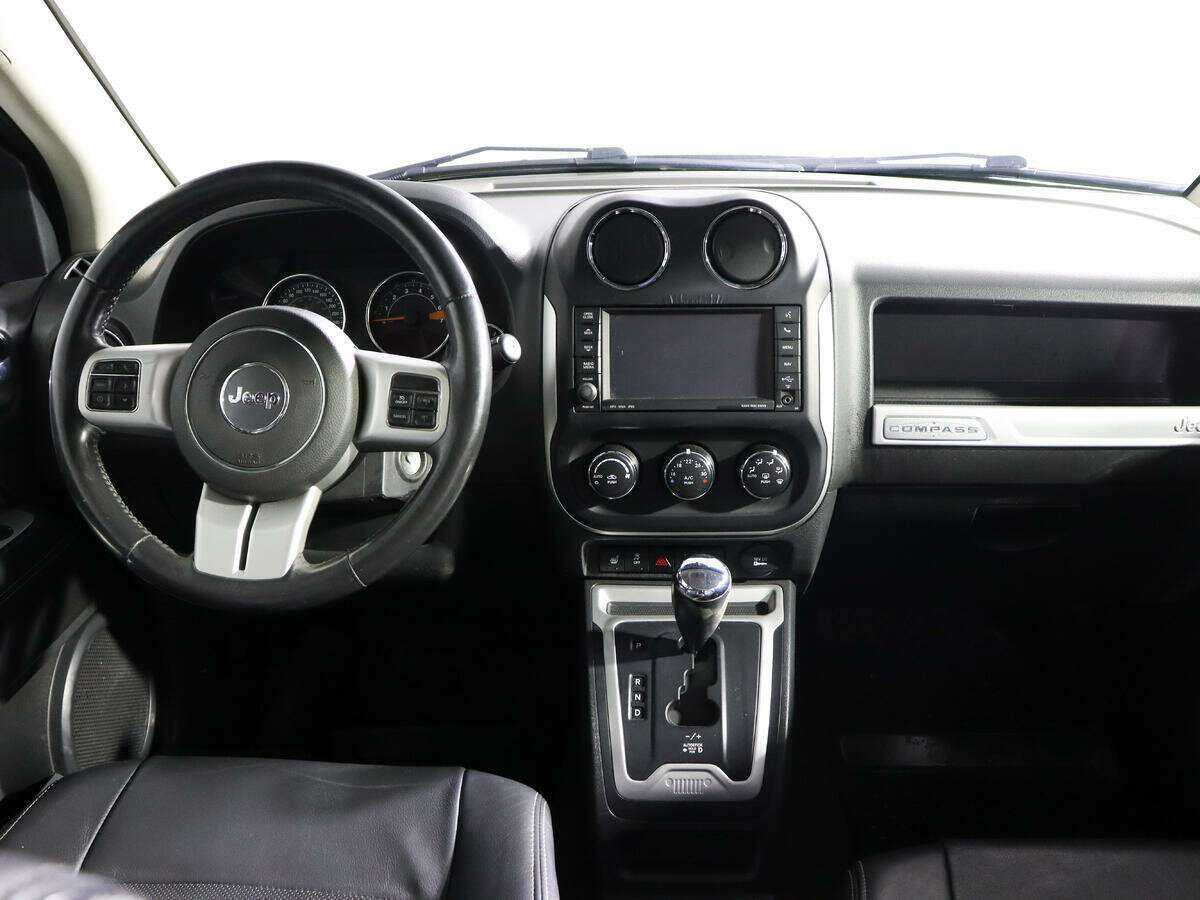 Jeep Compass с пробегом — 2013 год. Фото: #8