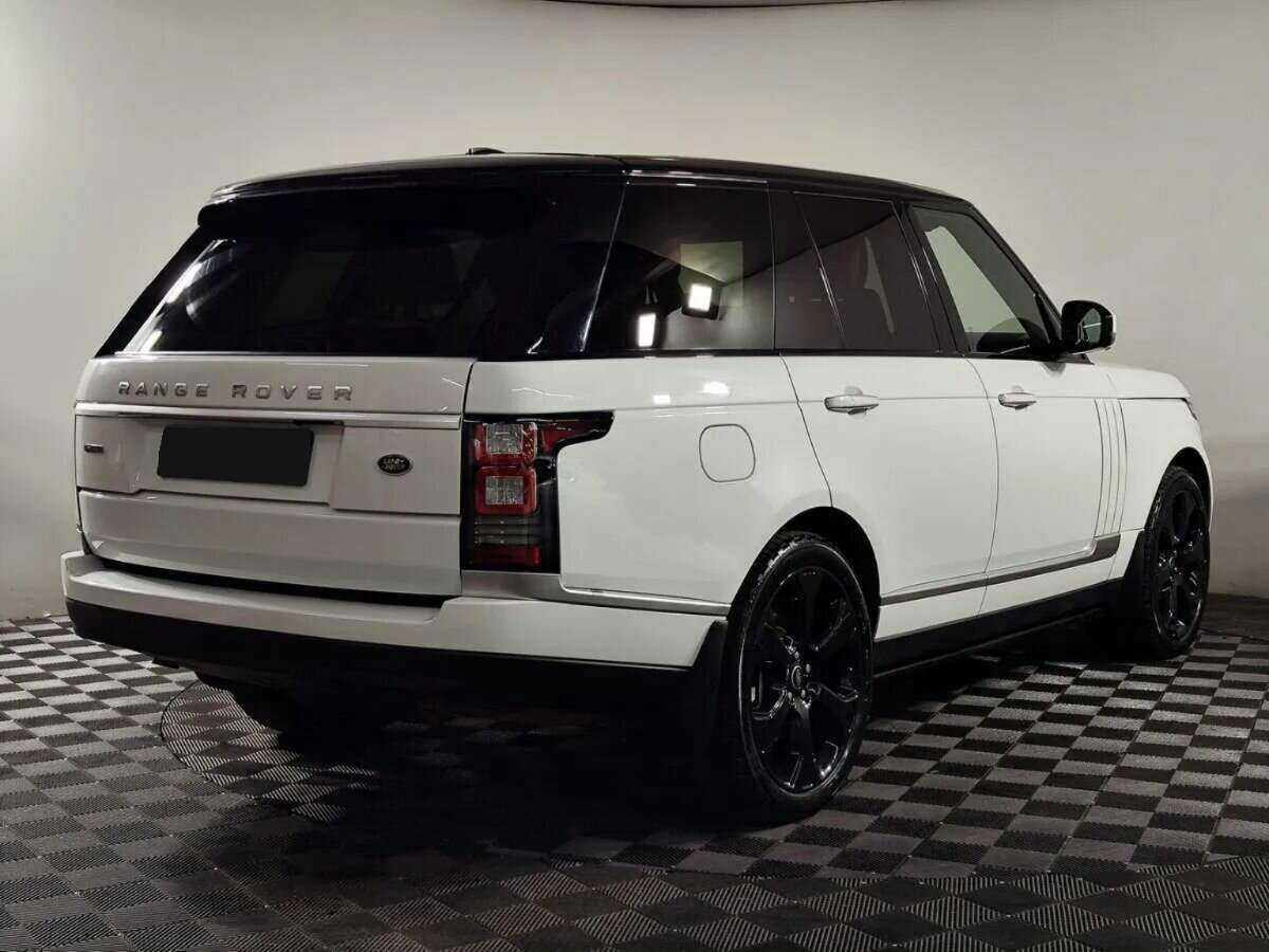Land Rover Range Rover с пробегом — 2015 год. Фото: #3