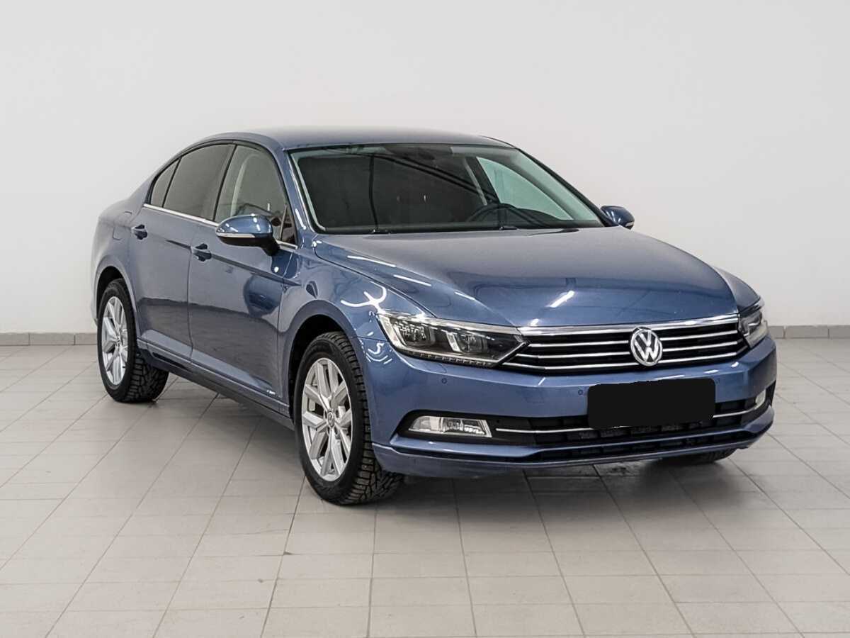 Volkswagen Passat с пробегом — 2015 год. Фото: #2