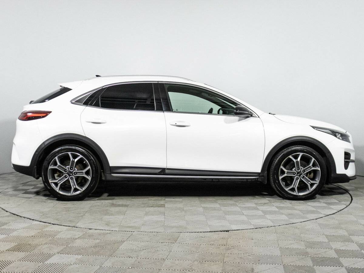 Kia XCeed с пробегом — 2020 год. Фото: #3