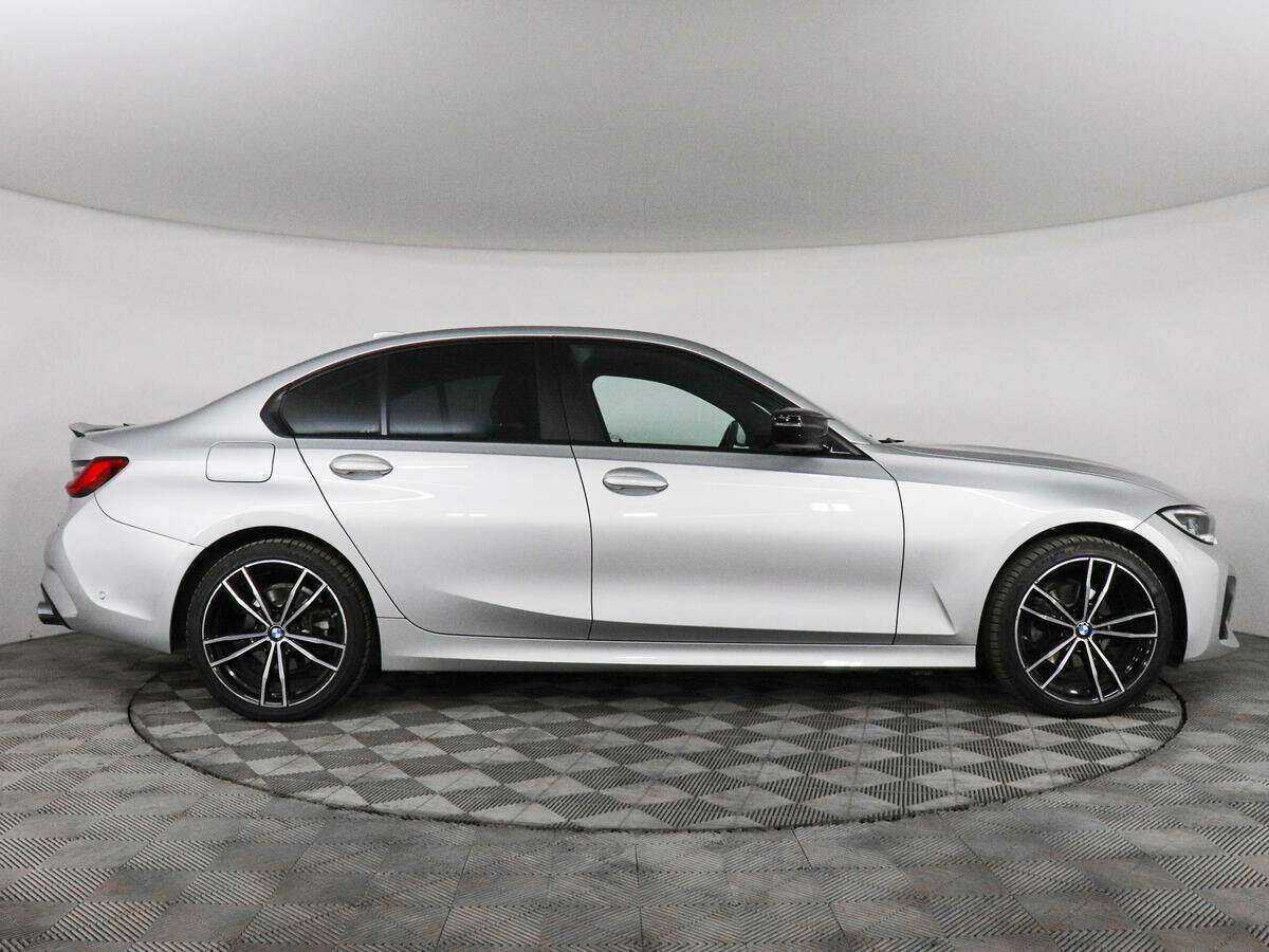 BMW 3 серии с пробегом — 2019 год. Фото: #3