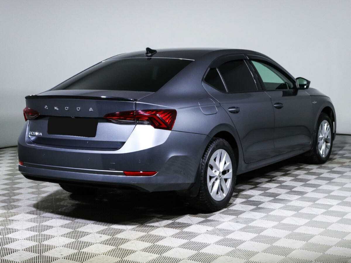 Skoda Octavia с пробегом — 2021 год. Фото: #4